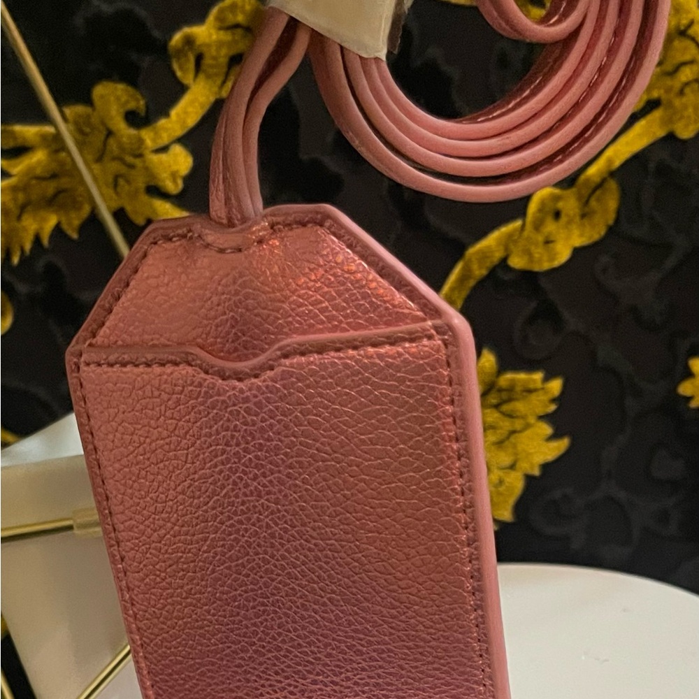 Kurt Geiger Metallic Pink Lanyard w/ Patterned Box. NWT - Picture 6 of 9